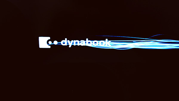 dynabook ロゴ 画面 で 止まる